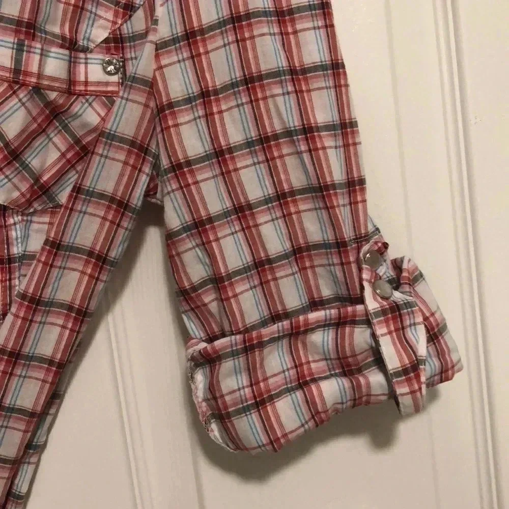 Button-up, plaid shirt - Picture 2 of 4